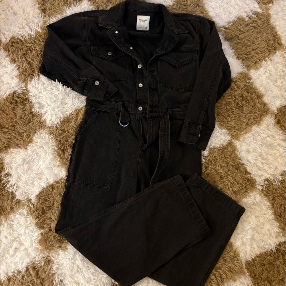 Abercrombie & Fitch Dark Denim Apparel